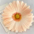 Capolino di gerbera artificiale, accessorio floreale finto per decorazioni d'interni e fai da te. - Champagne