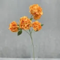 Künstlicher 4-Kopf Hortensienstrauß, leuchtend orange Seidenblumen für Heim und Hochzeit. - Orange
