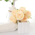 Kunstmatige 7-hoofden zijden rozen boeket champagne neppe bloemen voor huisdecoratie. - Champagnegeel