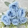 Bouquet di rose artificiali in seta blu fiori finti per decorazione di nozze e casa. - Azzurro