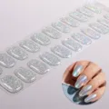 Vista dettagliata di strisce per unghie in gel glitter olografico, con texture brillante. - Stile Glitter Olografico (BSA-0017)