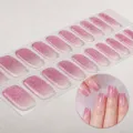Dettaglio di adesivi per unghie in gel UV semi-polimerizzato, con rosa sfumato glitter. - Stile Gradient Onion Powder (NC250031)