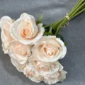 Künstlicher Rosenstrauch mit 9 Köpfen künstliche Blumen für Hochzeit Party Hotel Deko - Helles Champagner