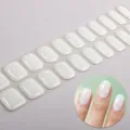 Détail de wraps d'ongles en gel blanc uni, autocollants d'ongles sans UV pour manucure facile. - BSA-0001 / Blanc