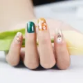 Adesivi per unghie margherita glitter sfumati 3D impermeabili wrap completo per donne stile - Adesivo per Unghie Sfumato (ZK-0032)