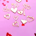 Detalles de adorno de tarta de corazón acrílico dorado, set decoración cupcake San Valentín. - Juego de corazón (set de 11 piezas)