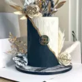 Black and White Acrylic Happy Birthday Cake Topper Set with Gold Leaves for Party Decor - Round Marking 11 / Gold