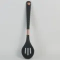 Cuillère à écumer en silicone noir avec détails en or rose ustensile de cuisine. - Écumoire