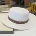Sombrero de paja plano de verano para mujer con banda de leopardo marrón protección solar - Ajustable / Blanco