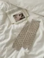 Calcetines de lunares beige para mujer con dedos separados, cómodos calcetines tabi de algodón. - Talla única / Camel
