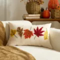 Fodera per cuscino ricamata con foglie autunnali, copricuscino decorativo per divano. - 5 Foglie d'acero piccole