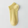 Dames gele korte sokken mesh zomer dun ademend katoen enkelsokken effen kleur casual schoeisel - Eén maat / Geel