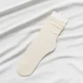 Calcetines de tubo medio de color sólido para mujer, estilo apilado, transpirables y finos. - Talla única / Blanco Crema