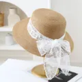 Women flat top straw hat with elegant white lace bow beach sun protection summer variant - M (56-58cm) / JS80461 Coffee