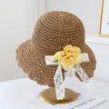 Lindo sombrero de paja para mujer con cinta de encaje blanco y flor amarilla, sombrero playa - M (56-58cm) / JS7001 Café