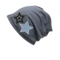 Bonnet slouchy gris avec patchs étoiles brodés pour hommes et femmes style rétro casual - Tour de Tête 55-60 / Gris foncé