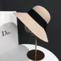 Chapeau de paille élégant à large bord pour femme plage d'été voyage ruban noir protection solaire. - Réglable / Rose