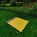 Wasserdichte faltbare Outdoor Picknick Camping Matte in gelb und grau fuer Strand. - 200*210cm / Gelb und Grau