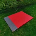 Outdoor Camping wasserdichte Picknickmatte, rot-graue tragbare faltbare Strandmatte - 200*210cm / Rot und Grau