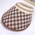 Femme ete marron carreaux vide haut chapeau de soleil, maille respirante chapeau de plage chic. - Carreaux kaki et blanc