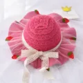 Carino cappello di paglia estivo per bambini cappello da sole rosa con fiocco pizzo - Per 1-3 anni (48-50 cm) + Taglia unica (con cordino antivento) / Rosso rosa (Cappello di paglia fragola con velo di tulle)