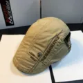 Casual khaki flat cap for men and women, featuring stylish embroidery and metal skull decor. - S (54-57cm) / Khaki Beret