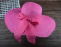 Großer rosa Strohhut mit Schleife im koreanischen Stil für sommerlichen Sonnenschutz am Strand. - M (56-58cm) / Fuchsia