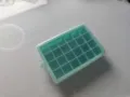 24-hole silicone ice cube tray square mold maker for home kitchen whiskey cocktail drinks - Blue (with Lid)