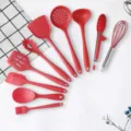 Rotes Silikon Küchenutensilien Set, Antihaft Kochgeschirr, Pfannenwender, Löffel, Schneebesen. - Chinesisches 10-teiliges Küchenhelfer-Set (Ohne Halter)