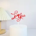 Dettaglio topper per torta di San Valentino in acrilico con scritta rossa Love you. - Rosso e bianco Love You