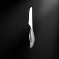 Stainless steel western table knife with elegant leaf-shaped handle, 19.8cm length. - Dinner Knife / Silver