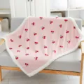 Gezellige dubbellaagse huisdierdeken met kersenprint, zachte warme pluche voor honden en katten. - S: 60 x 40 cm / Kersenbloesem Roze