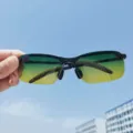 Herren photochrome polarisierte Sonnenbrille fuer Autofahren und Angeln mit UV-Schutz. - Schwarzer Rahmen Gelb-Grün Tag- & Nachtbrille