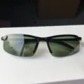 Herren polarisierte Sonnenbrille mit schwarzem Rahmen, ideal zum Autofahren und Angeln. - PC-Rahmen Schwarz mit dunkelgrünen Gläsern (nicht polarisiert)