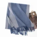 Sciarpa in lana bicolore blu e grigio con frange per donna e uomo caldo scaldacollo invernale. - FHY24-7045-1 blu a doppia faccia