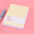 Grazioso mini taccuino diario con smiley, pagine interne colorate e copertina protettiva. - Giallo