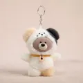 Portachiavi con bambola di peluche carino, ciondolo animale soffice per borse da donna. Giocattolo. - Orso in vinile trasformato in gatto beige