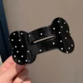 Lindo pinche de pelo de hueso con lunares y diseño hueco, dulce pinza de pico de pato para estilo. - Negro