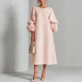 Elegante abito midi in cotone e lino con polsini floreali 3D, vista dettagliata. - Taglia S / Rosa