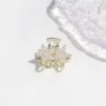 Kleine Stern Haarklammer aus Legierung mit Perlen und Strass, elegantes Haarzubehoer. - Perlen-Fünfzackstern (3 cm)