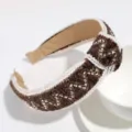 Serre-tête tressé large marron et blanc, élégant bandeau géométrique pour les femmes. - Marron