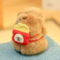 Grazioso ciondolo in peluche capybara con mini zaino di patatine, portachiavi di peluche morbido. - Circa 12cm / Capibara con zaino a forma di patatine fritte