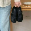 Chaussures Mary Jane plates à bout fendu français femmes semelle souple coupe basse printemps - 35 / Noir