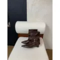 Braune Stiefeletten mit Keilabsatz und spitzer Form, elegante Damen Kurzstiefel für den Herbst. - 35 / Braun