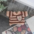 Carino maglione di maglia a righe per bambole di cotone, vestiti in miniatura per peluche. - Maglia a maglia / Strisce Marroni