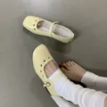 Zapatos planos franceses Mary Jane para mujer, diseño calado elegante, comodidad diaria. - 35 / Amarillo