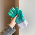 Winter warm knitted gloves for men and women, thick touchscreen thermal wool gloves. - Christmas Split-Finger / Green