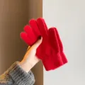 Guanti invernali rossi in maglia, calda variante spessa in lana touchscreen per donne. - Tinta Unita Pelo Corto Dita Separate / Rosso