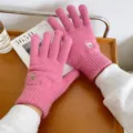 Guantes de punto rosa lindos para mujeres invierno cálido táctil lindo oso bordado diseño elegante - Rosa Fucsia