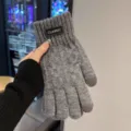 Men's gray winter knit touchscreen gloves, warm fleece lined thick wool thermal outdoor gear. - Classic Cable Knit Split Finger / Light Gray